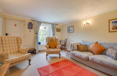 Docking House | 2 Bed in Docking oc-913