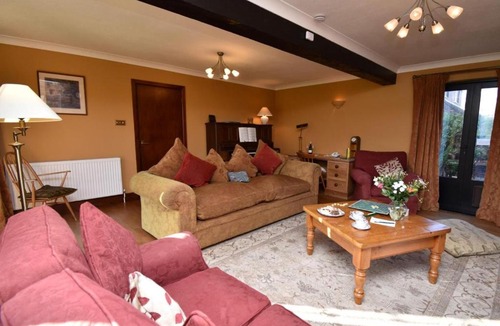 Winfrith Newburgh House | 2 Bed in Dorchester oc-dc018