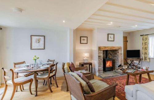 Lund House | 2 Bed in Driffield oc-75584