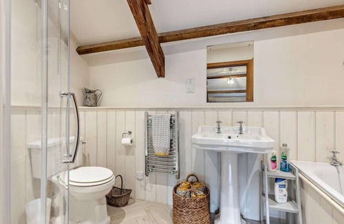 Holcombe Burnell Cottage | 2 Bed in Exeter (oc-92739)