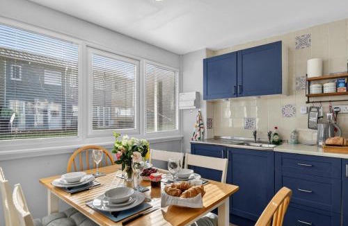 Stackpole House | 2 Bed in Freshwater East oc-s39030
