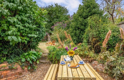 Burnham Overy Staithe Cottage | 2 Bed in Burnham Overy Staithe (oc-p30460)