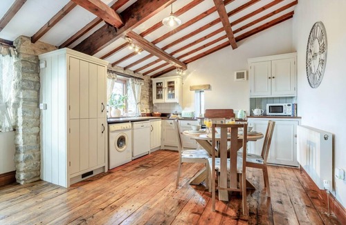 Scawton Cottage | 2 Bed in Great Edstone (oc-t36332)