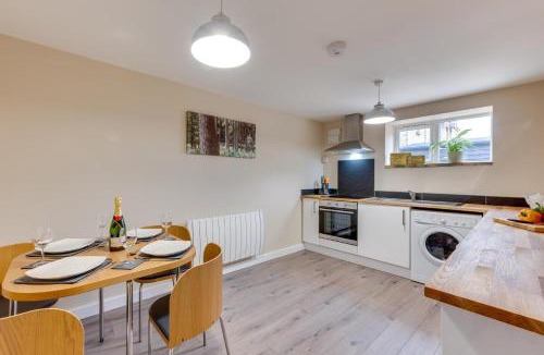 Sudbury House | 2 Bed in Great Waldingfield oc-ac3