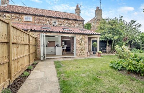 Grimston House | 2 Bed in Grimston oc-1622