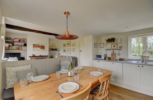 Little Barningham Cottage | 2 Bed in Little Barningham (oc-1817)