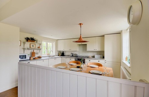 Little Barningham Cottage | 2 Bed in Little Barningham (oc-1817)