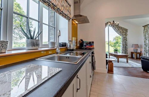 Llanarth Cottage | 2 Bed in Llanarth (oc-95322)