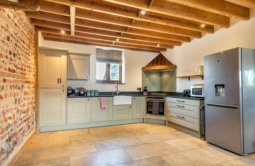 Bodham Cottage | 2 Bed in Lower Bodham (oc-p29591)