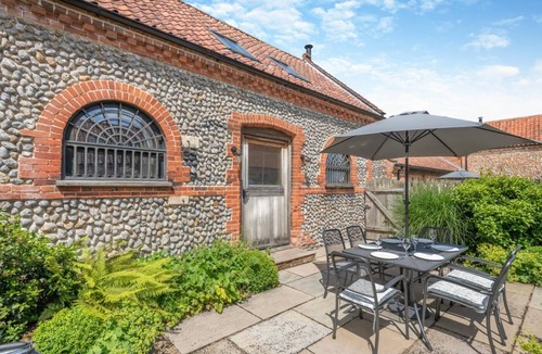 Bodham Cottage | 2 Bed in Lower Bodham (oc-p29591)