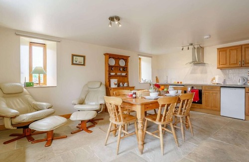 Easterside Cottage | 2 Bed in Middlesbrough (oc-tgchf)