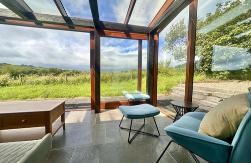 Milton Damerel Cottage | 2 Bed in Milton Damerel (oc-s42659)