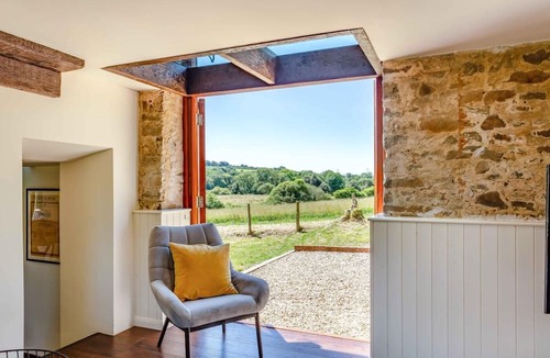 Milton Damerel Cottage | 2 Bed in Milton Damerel (oc-s42659)
