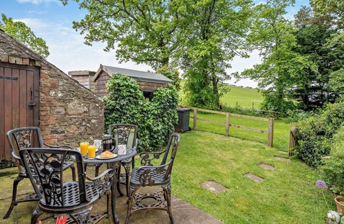 Cornhill on Tweed Cottage | 2 Bed in Mindrum (oc-50973)