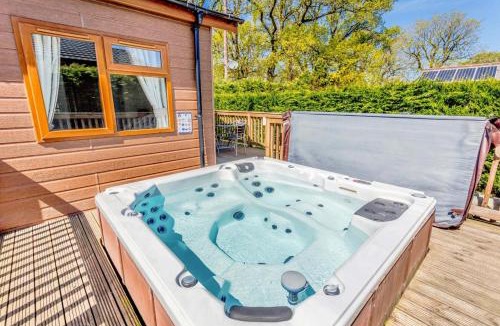 Graddon Cross Cabin | 2 Bed in Okehampton oc-80373