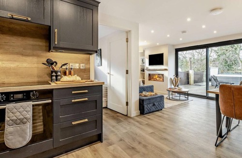 Oswestry Ski Chalet | 2 Bed in Oswestry (oc-96349)