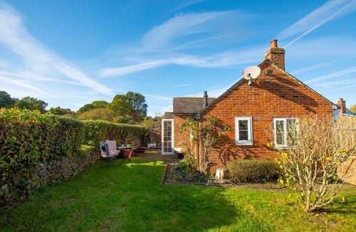 Rye Cottage | 2 Bed in Peasmarsh (oc-rh1172)