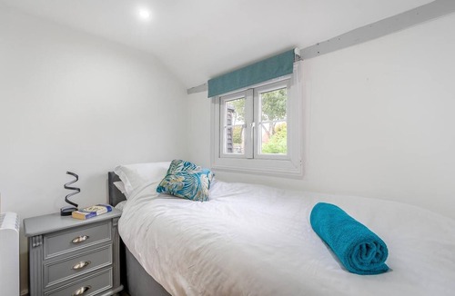 Peasmarsh Cottage | 2 Bed in Peasmarsh (oc-s33528)