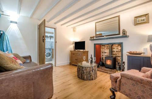 Peasmarsh House | 2 Bed in Peasmarsh oc-s33528