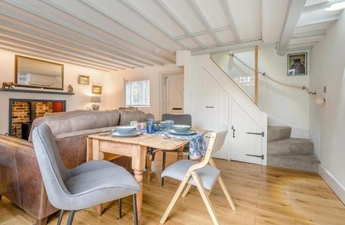 Peasmarsh House | 2 Bed in Peasmarsh oc-s33528