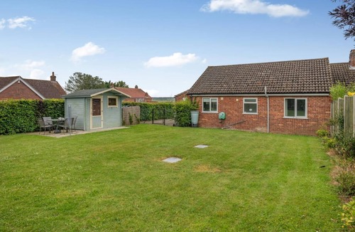 Reedham House | 2 Bed in Reedham (oc-2378)