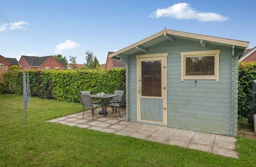 Reedham House | 2 Bed in Reedham (oc-2378)