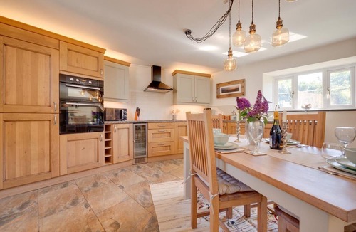 Scurlage Cottage | 2 Bed in Reynoldston (oc-hh502)