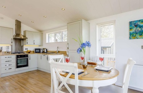 Ash Mill Ski Chalet | 2 Bed in Romansleigh (oc-82260)