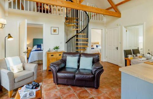 The Pelhams House | 2 Bed in Saffron Walden oc-44026