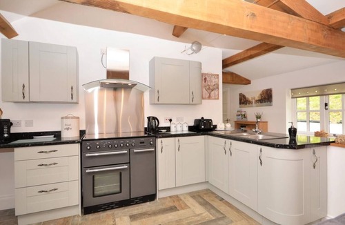 Saltash House | 2 Bed in Saltash (oc-58966)