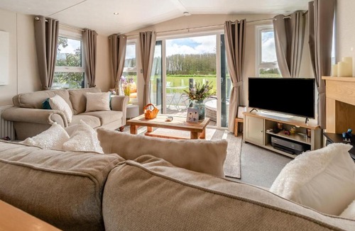 Sewerby Cabin | 2 Bed in Sewerby oc-s31941
