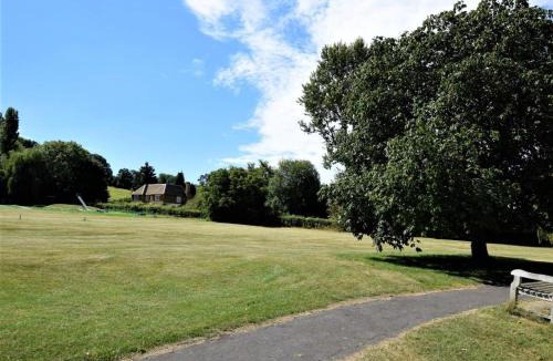 Whichford House | 2 Bed in Shipston-on-stour oc-75870
