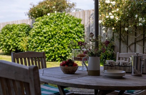 St Brides Cottage | 2 Bed in St. Brides (oc-k30489)