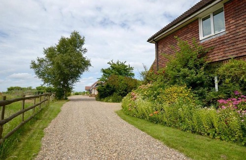 Etchinghill Cottage | 2 Bed in Stelling Minnis (oc-ek716)