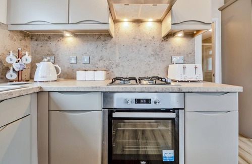 Wiseman's Bridge House | 2 Bed in Stepaside (oc-pw1003)