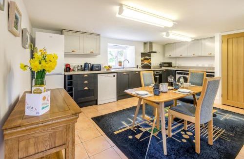 Summercourt House | 2 Bed in Summercourt oc-c36890