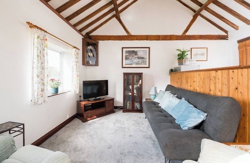 Bedford Cottage | 2 Bed in Thurleigh (oc-s42690)