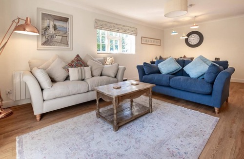Walberswick Cottage | 2 Bed in Walberswick (oc-5mart)