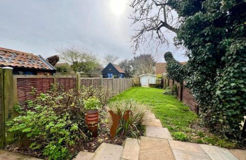 Walberswick House | 2 Bed in Walberswick oc-h29096