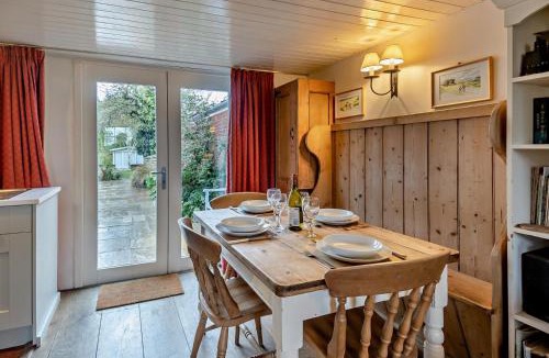 Walberswick House | 2 Bed in Walberswick oc-h29096