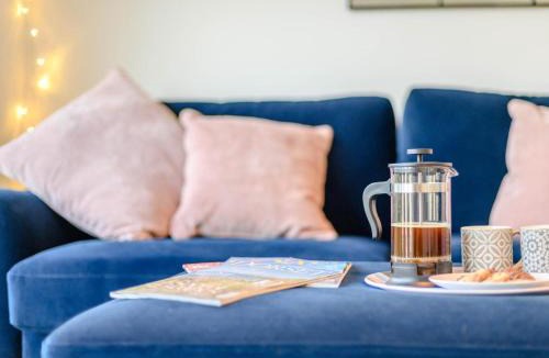 West Lulworth House | 2 Bed in Wareham oc-79228