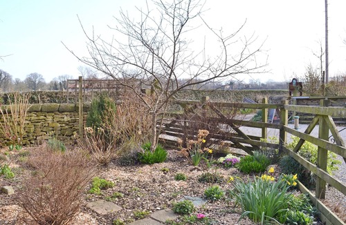 Potter Brompton Cottage | 2 bedroom accommodation in Brompton by Sawdon