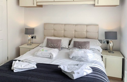 Little Weighton Cabin | 2 bedroom accommodation in Little Weighton, Nr Beverley