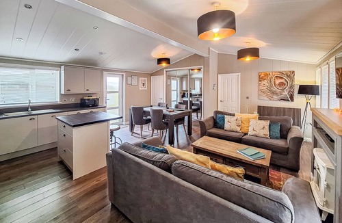 Raywell Ski Chalet | 2 bedroom accommodation in Raywell, Beverley