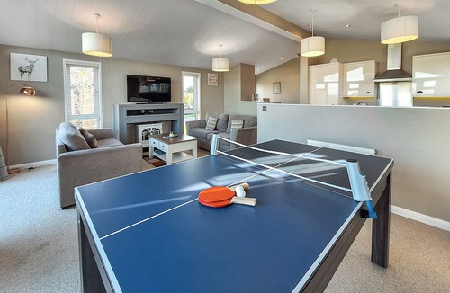 Raywell Ski Chalet | 2 bedroom accommodation in Raywell, Beverley