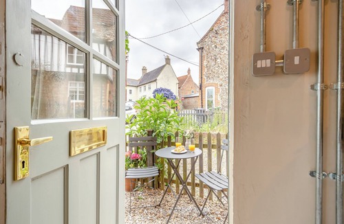 Little Walsingham Cottage | 2 bedroom accommodation in Walsingham, Wells-next-the-Sea