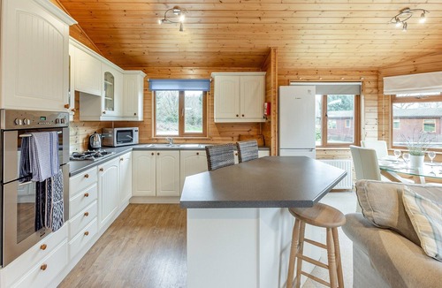 Beaworthy Cabin | 2 bedroom accommodation in Halwill, Nr Beaworthy