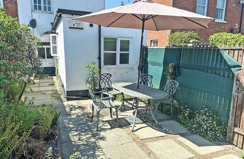Broad Oak Cottage | 2 bedroom accommodation in Fordwich, Canterbury