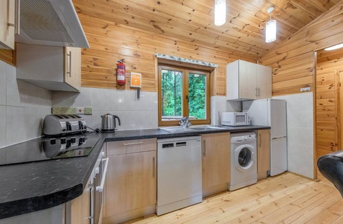 Overton-on-dee Ski Chalet | 2 bedroom accommodation in Ellesmere