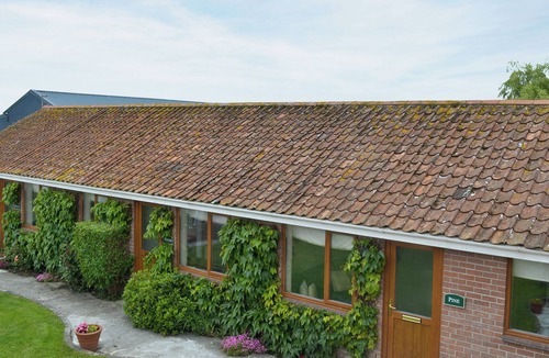East Huntspill Cottage | 2 bedroom accommodation in East Huntspill, near Highbridge